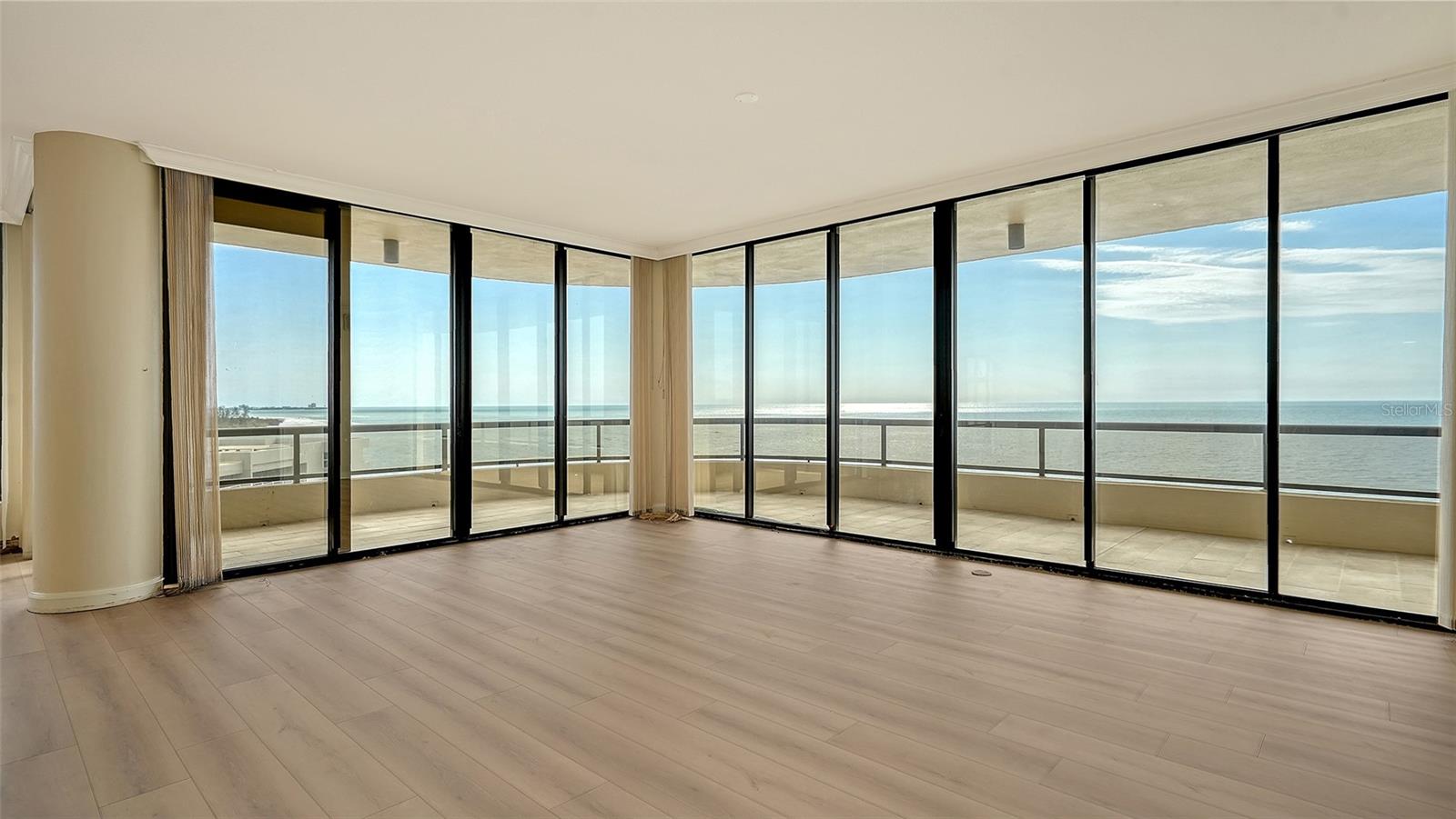 415 L AMBIANCE DR #A701, LONGBOAT KEY, FL, 34228
