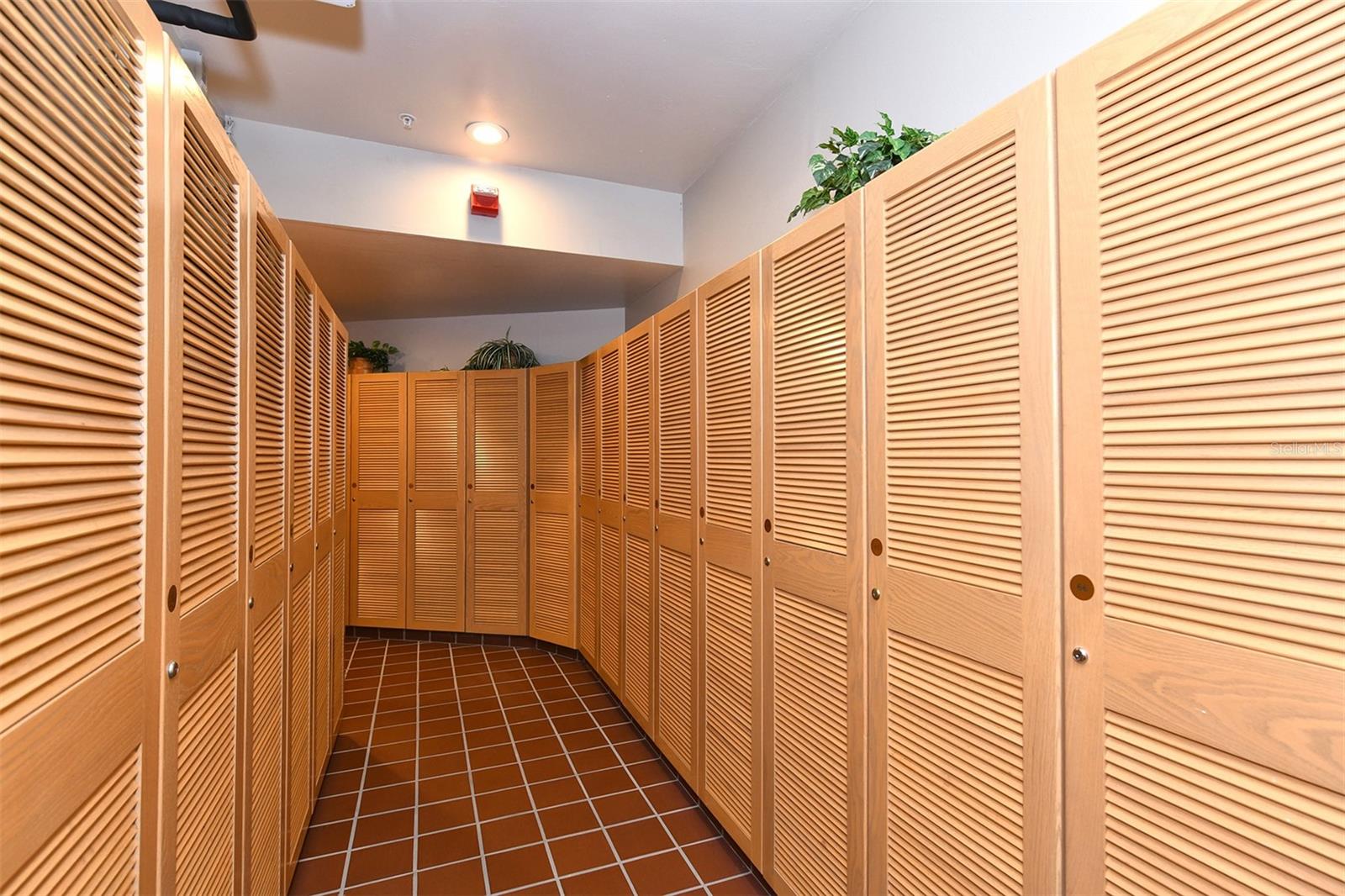415 L AMBIANCE DR #A701, LONGBOAT KEY, FL, 34228