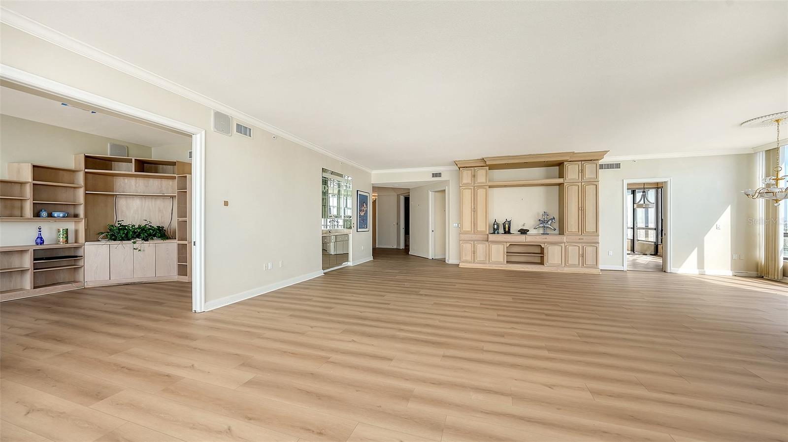 415 L AMBIANCE DR #A701, LONGBOAT KEY, FL, 34228