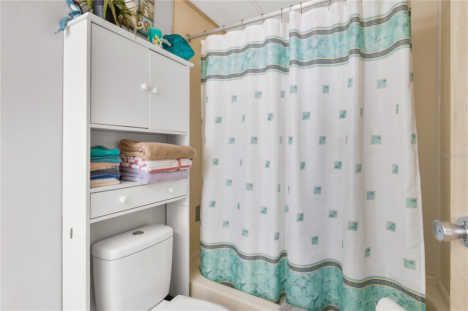 718 W COACH N FOUR DR, LEESBURG, FL, 34748