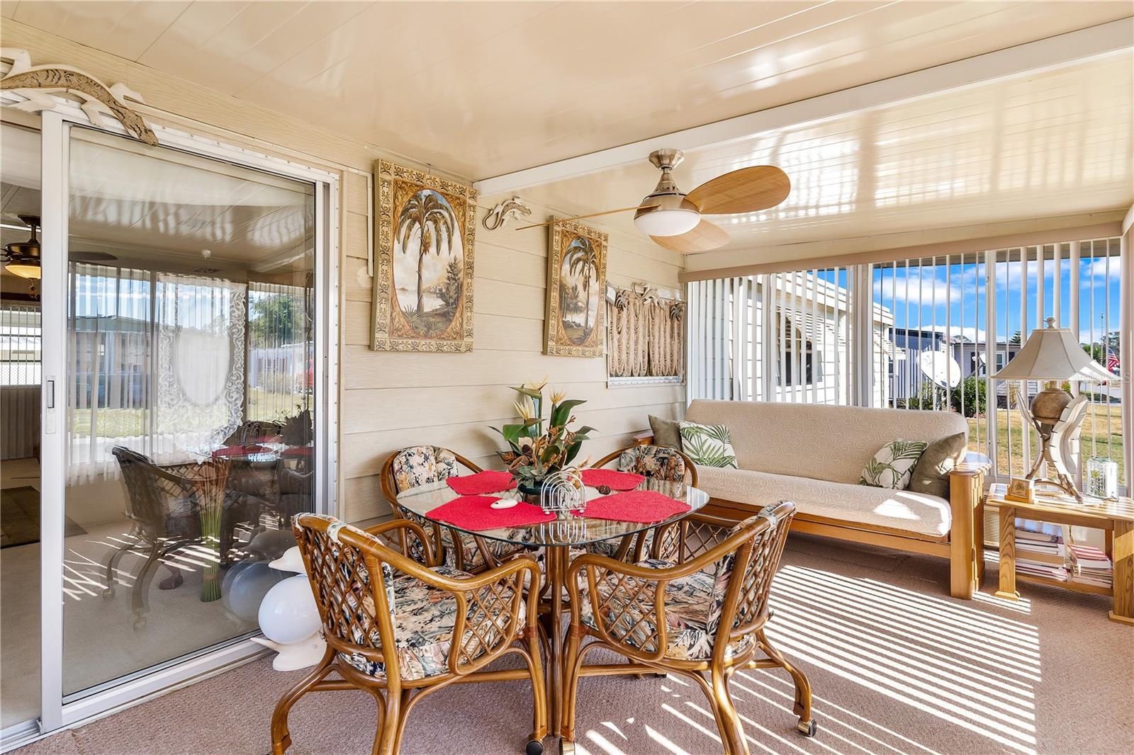 718 W COACH N FOUR DR, LEESBURG, FL, 34748