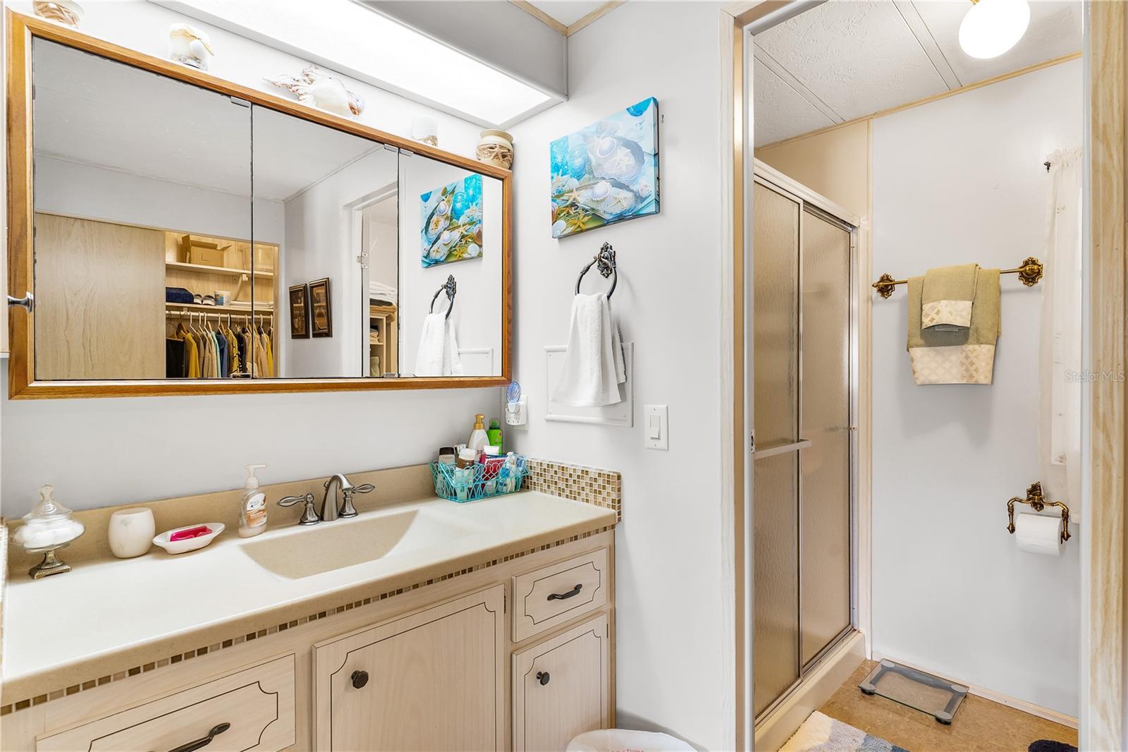 718 W COACH N FOUR DR, LEESBURG, FL, 34748
