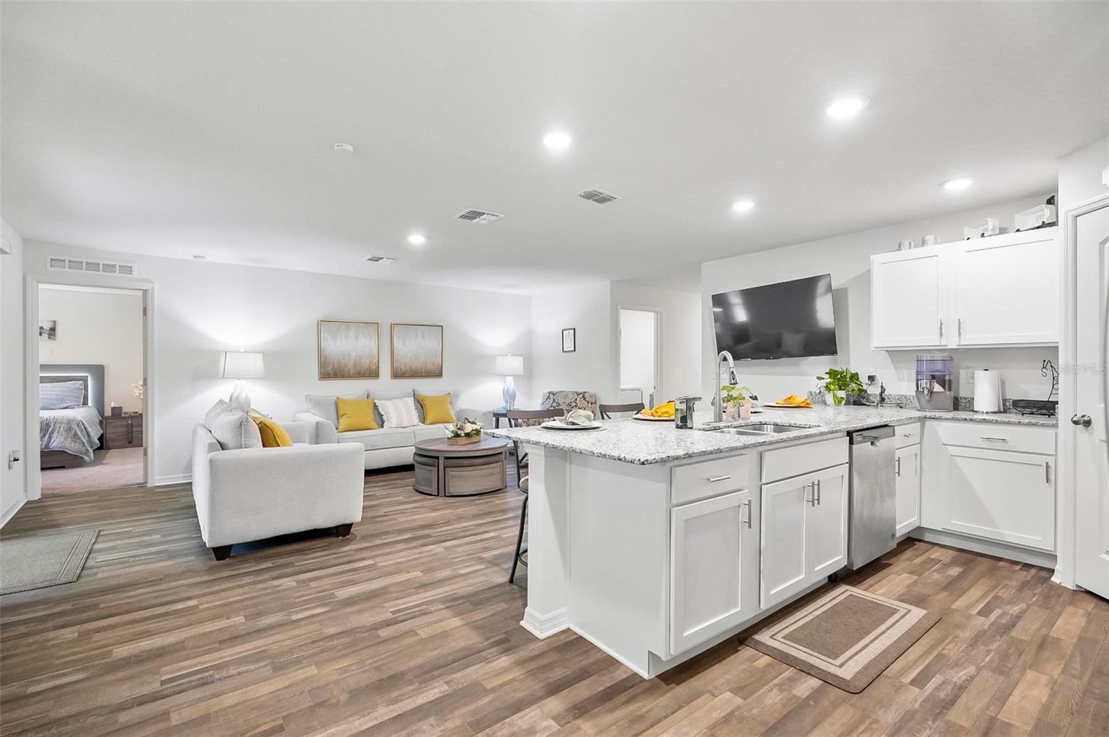 91 RAEMOOR DR, PALM COAST, FL, 32164