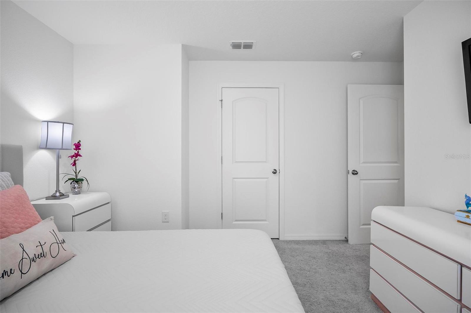 91 RAEMOOR DR, PALM COAST, FL, 32164