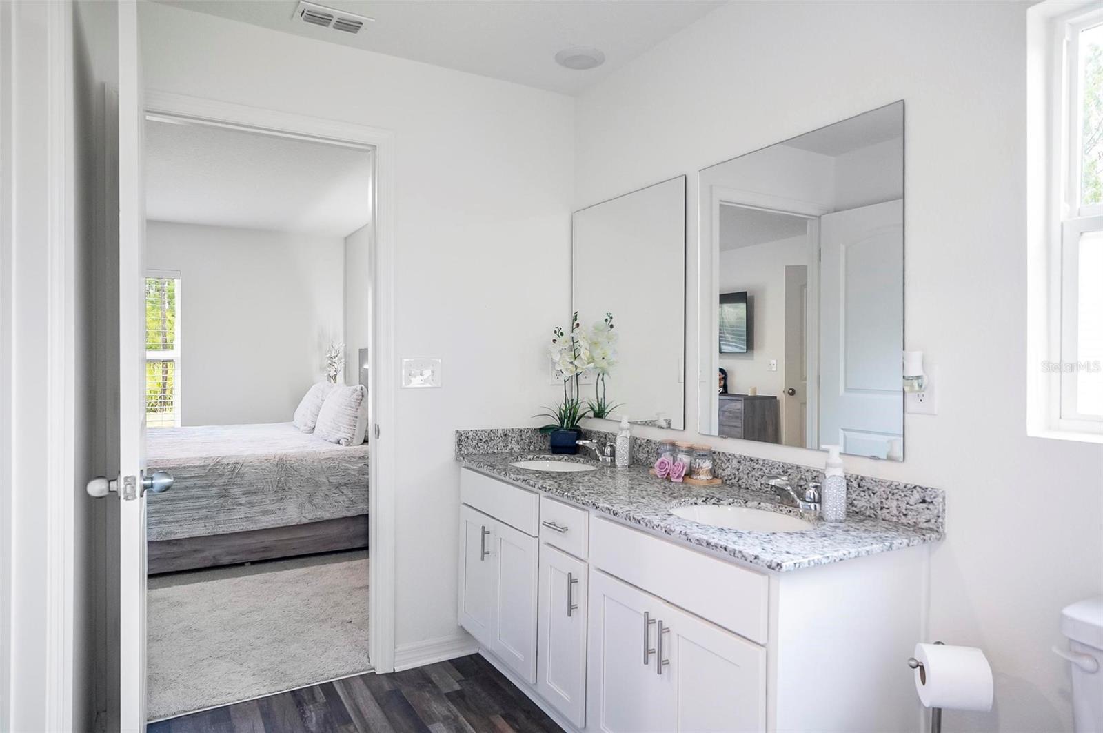 91 RAEMOOR DR, PALM COAST, FL, 32164