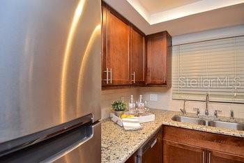 7207 CLOISTER DR #103, SARASOTA, FL, 34231