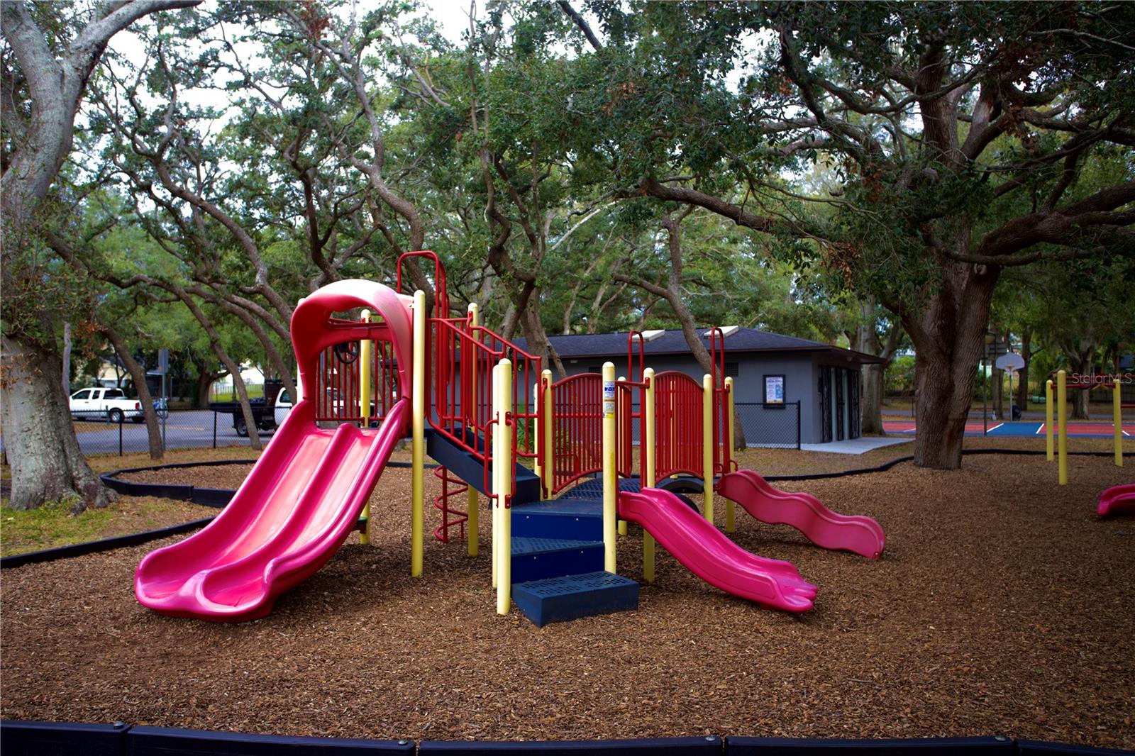 2079 SWAN LN, SAFETY HARBOR, FL, 34695