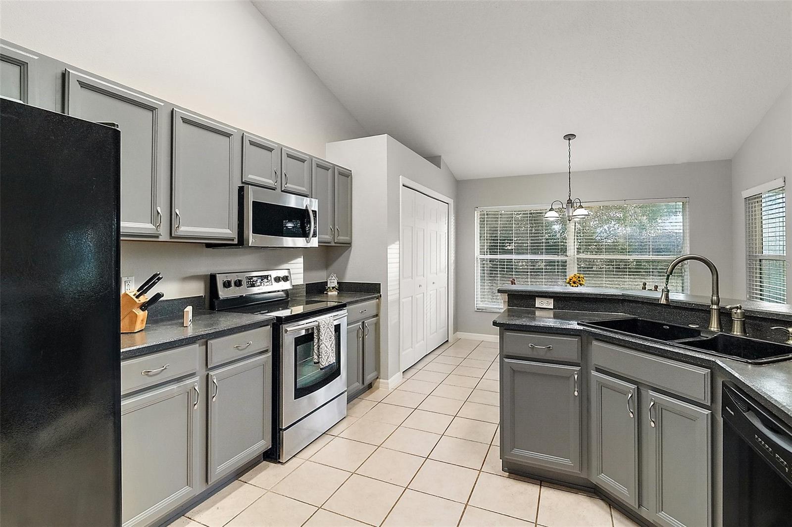 9320 COUNTY ROAD 125B, WILDWOOD, FL, 34785