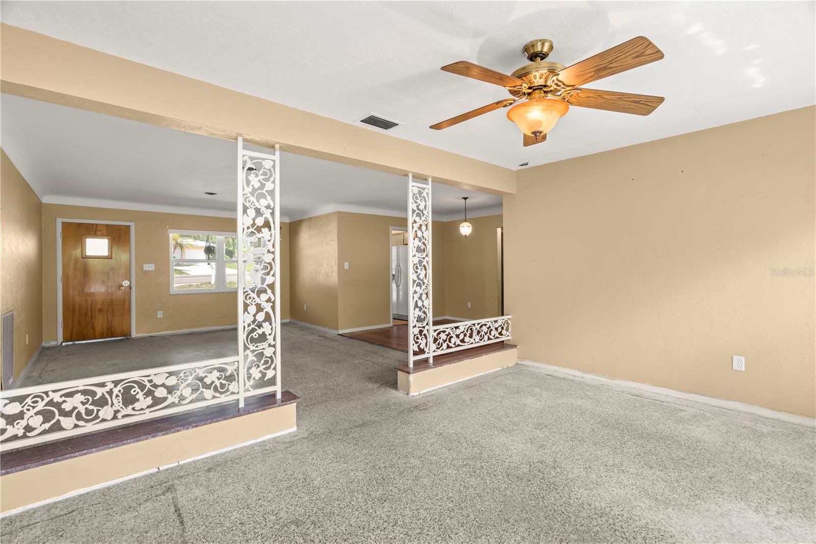1085 INDIAN ROCKS RD S, LARGO, FL, 33770