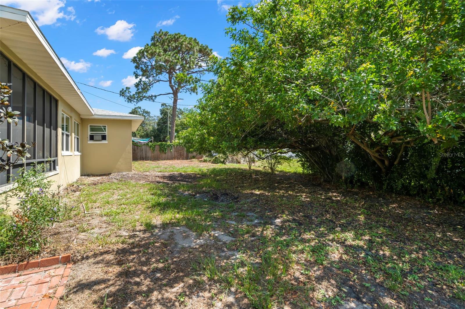 1085 INDIAN ROCKS RD S, LARGO, FL, 33770