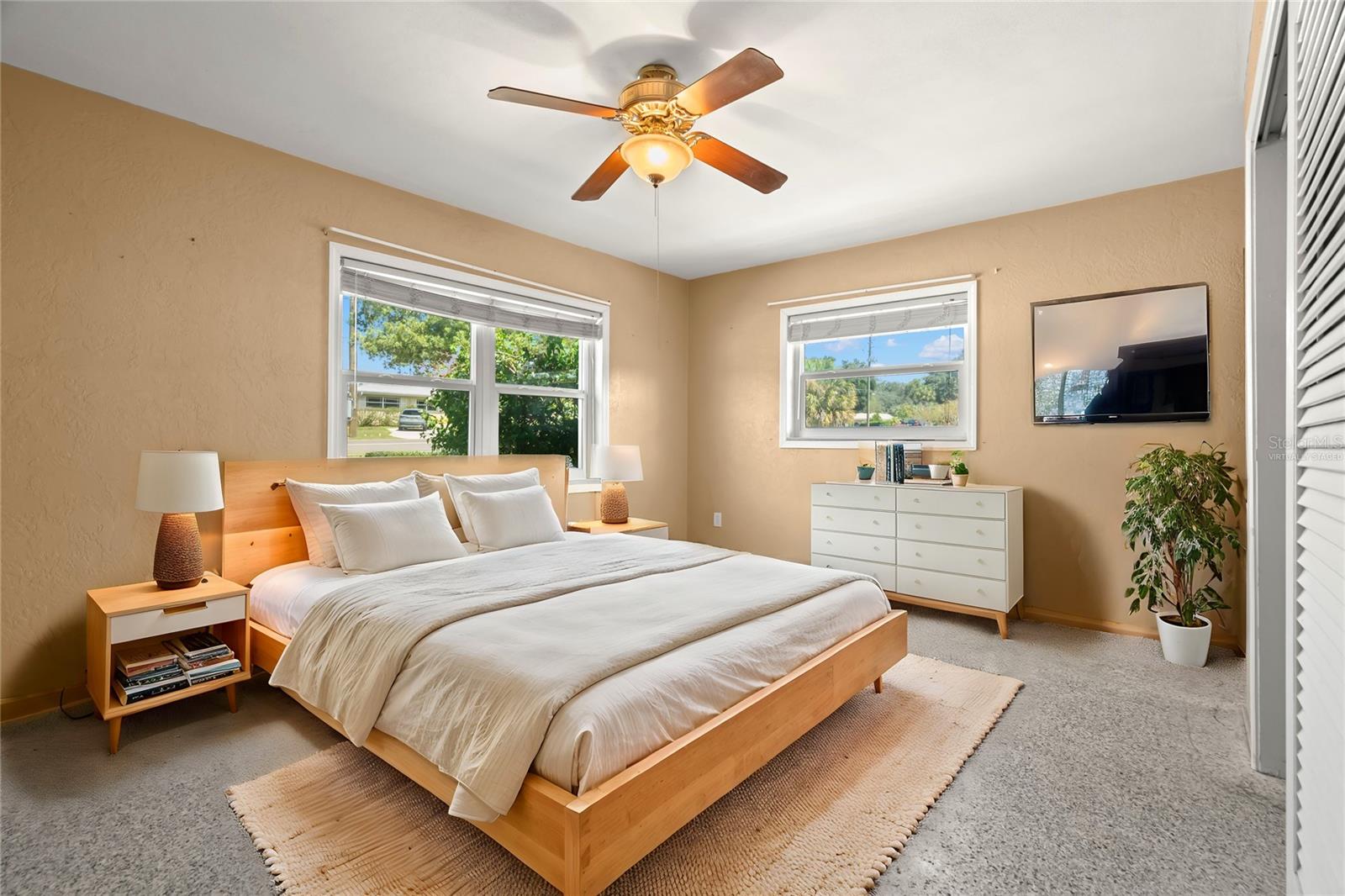 1085 INDIAN ROCKS RD S, LARGO, FL, 33770