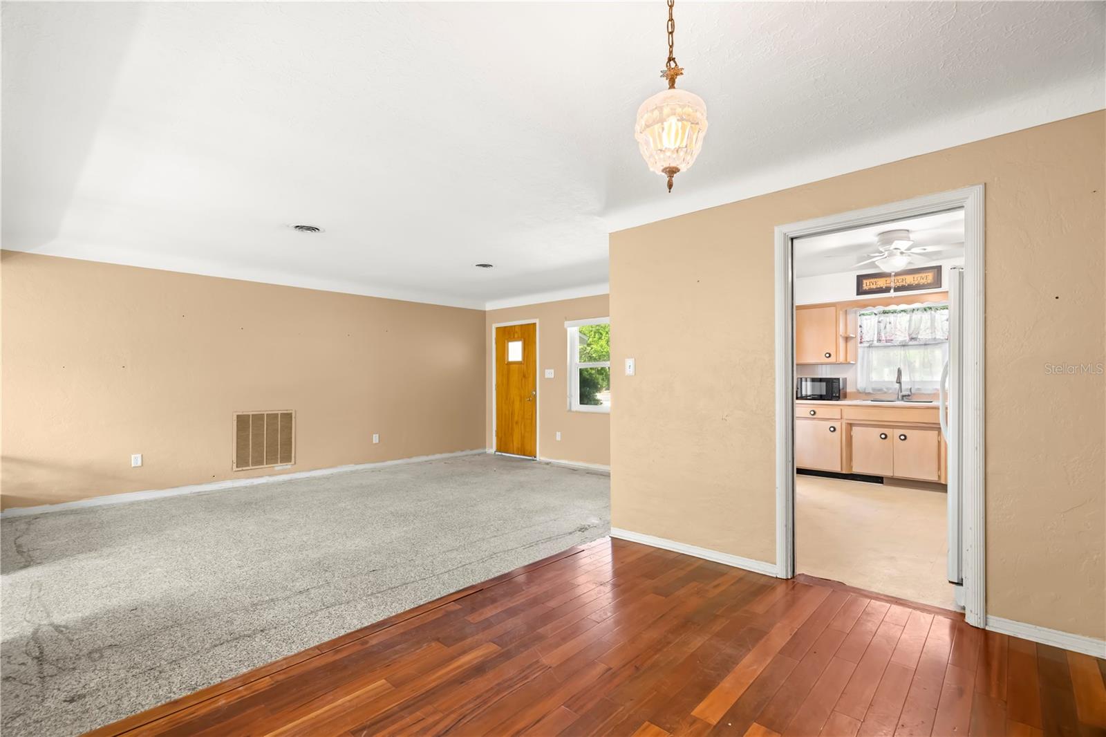 1085 INDIAN ROCKS RD S, LARGO, FL, 33770