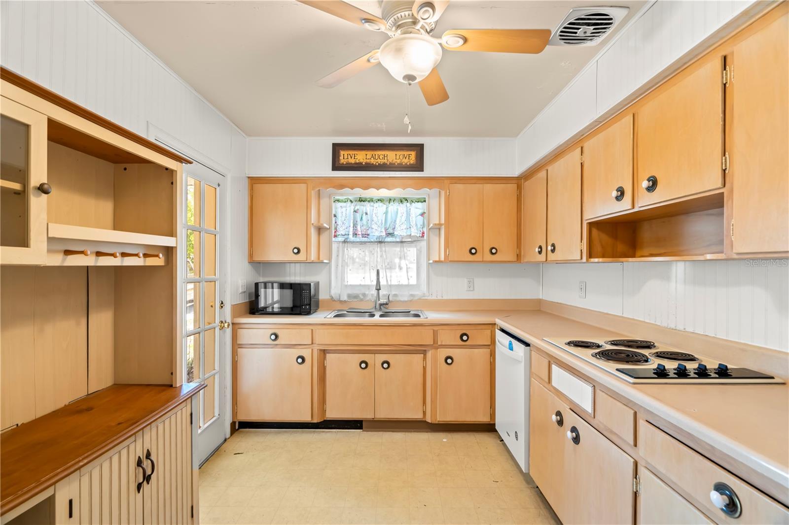 1085 INDIAN ROCKS RD S, LARGO, FL, 33770