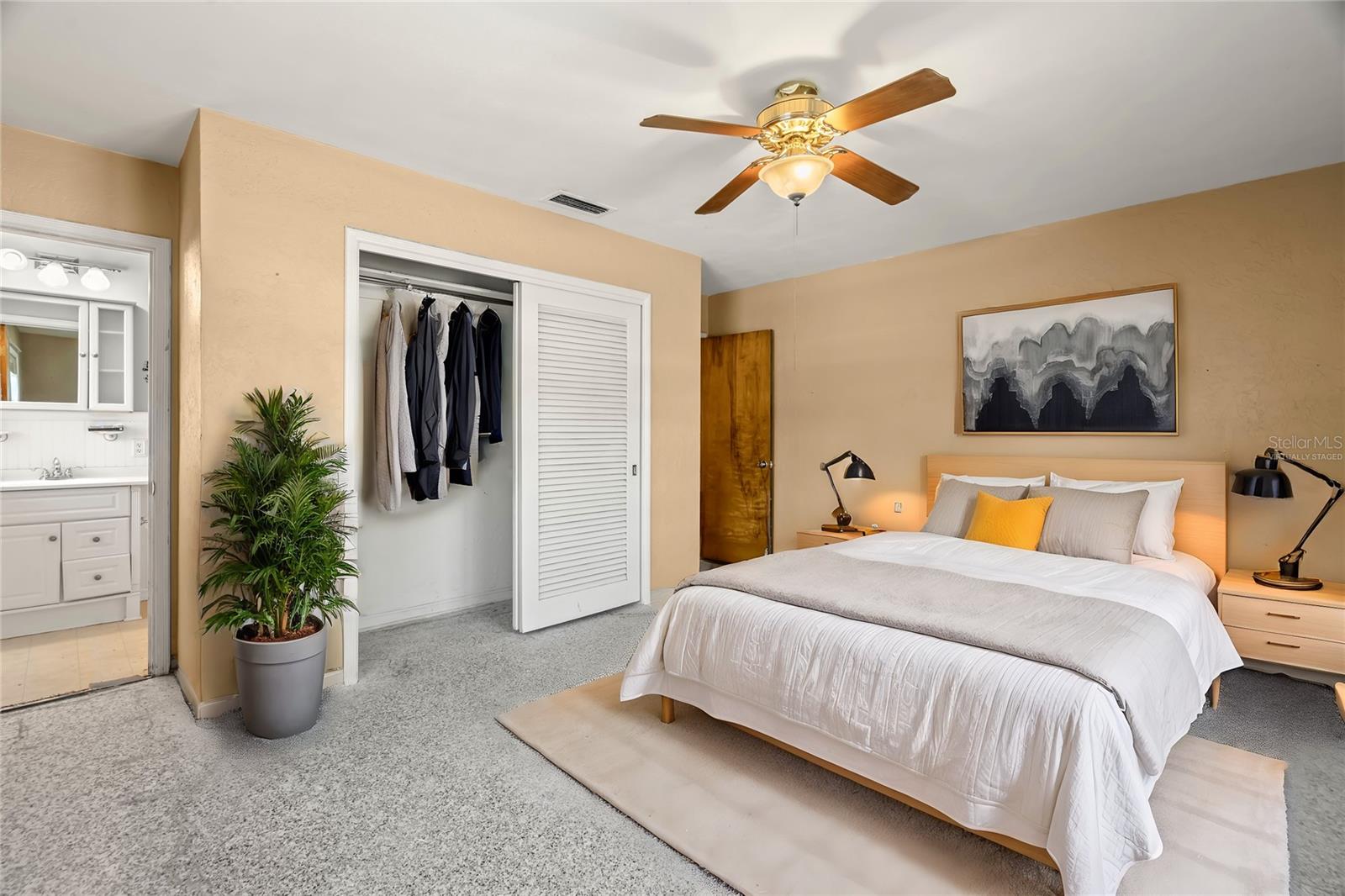 1085 INDIAN ROCKS RD S, LARGO, FL, 33770
