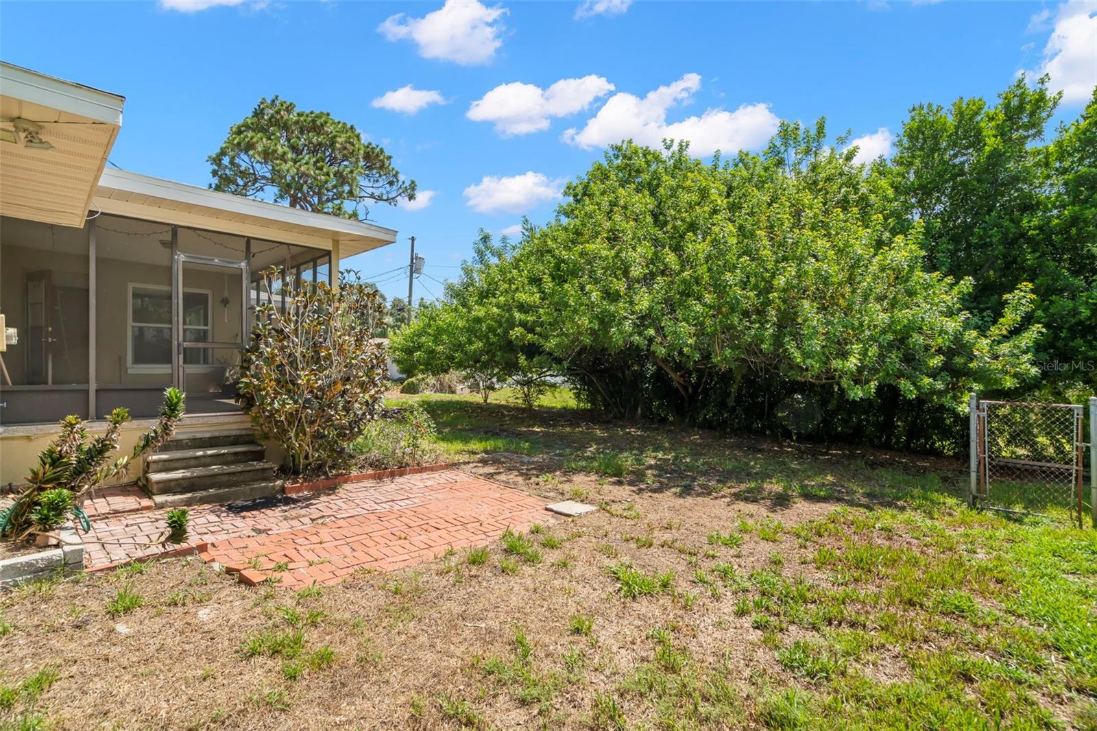 1085 INDIAN ROCKS RD S, LARGO, FL, 33770