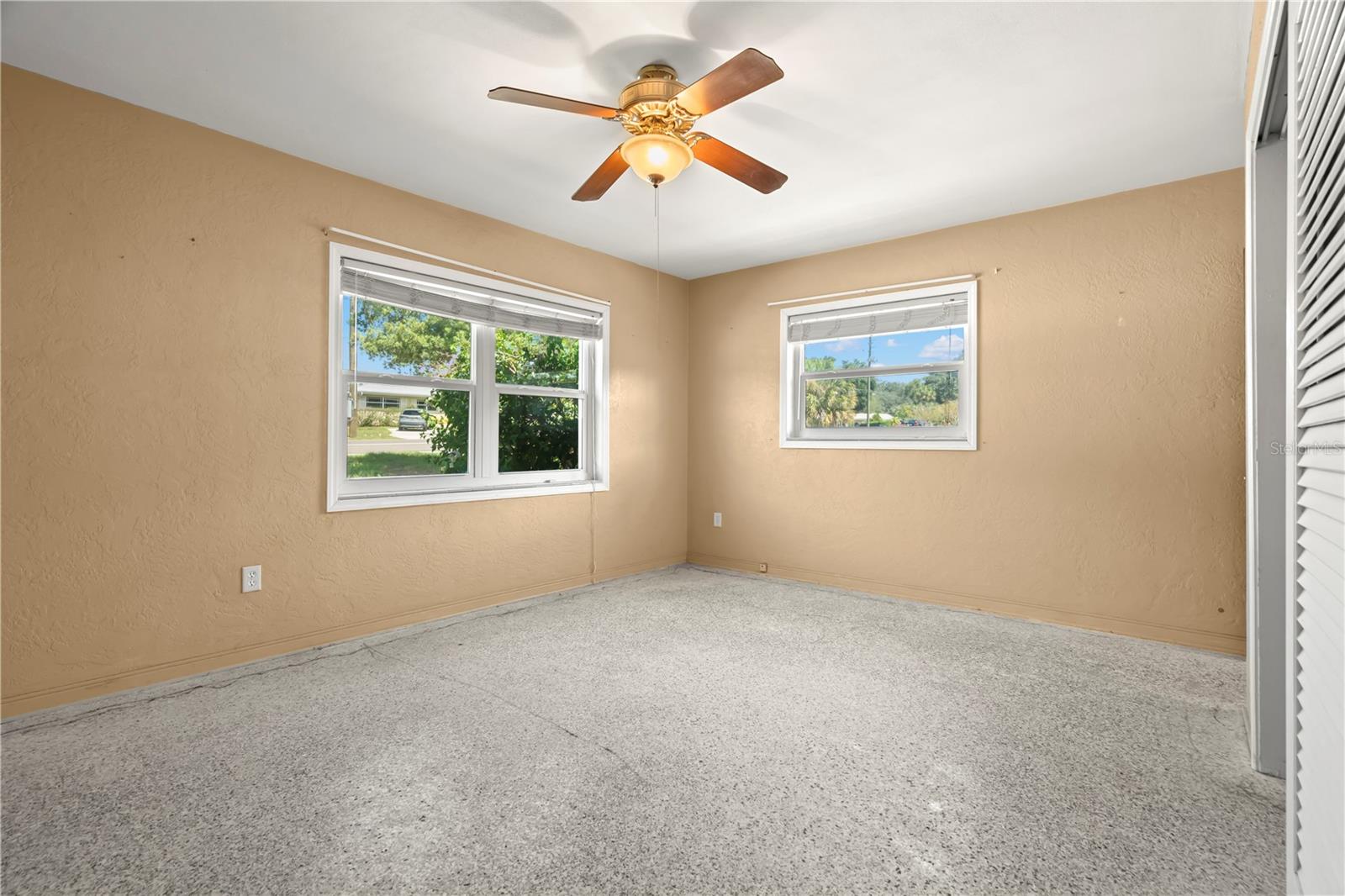 1085 INDIAN ROCKS RD S, LARGO, FL, 33770