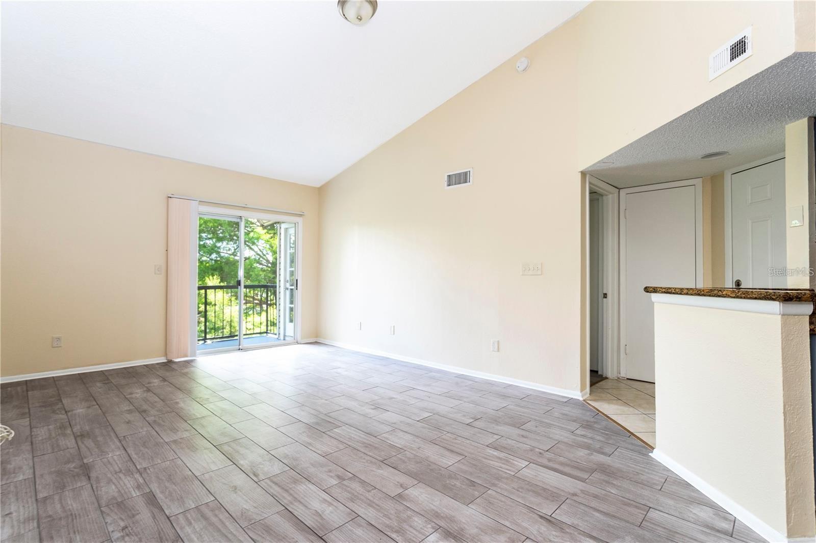 1932 LAKE ATRIUMS CIR #86, ORLANDO, FL, 32839
