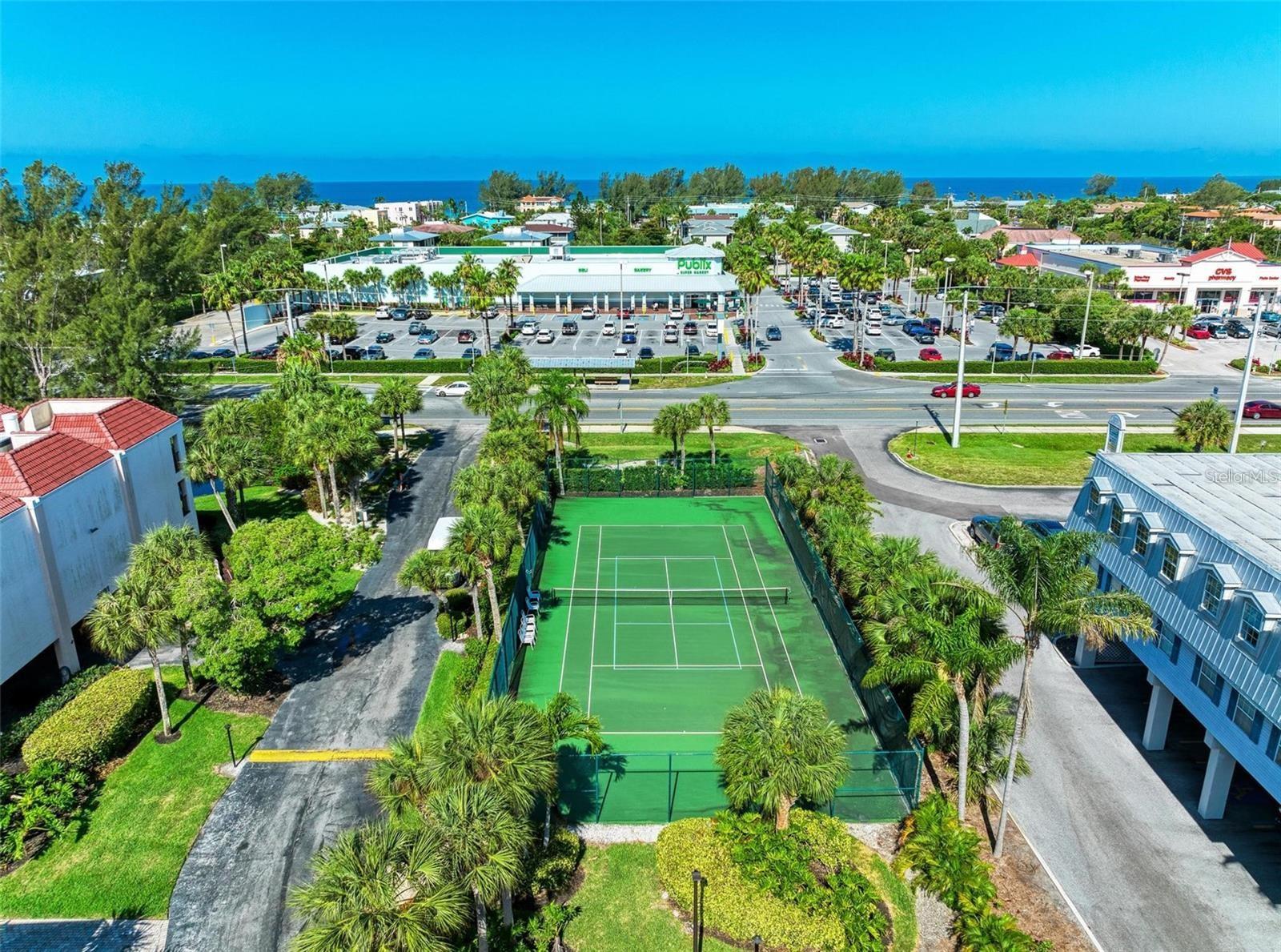 3805 E BAY DR #302, HOLMES BEACH, FL, 34217