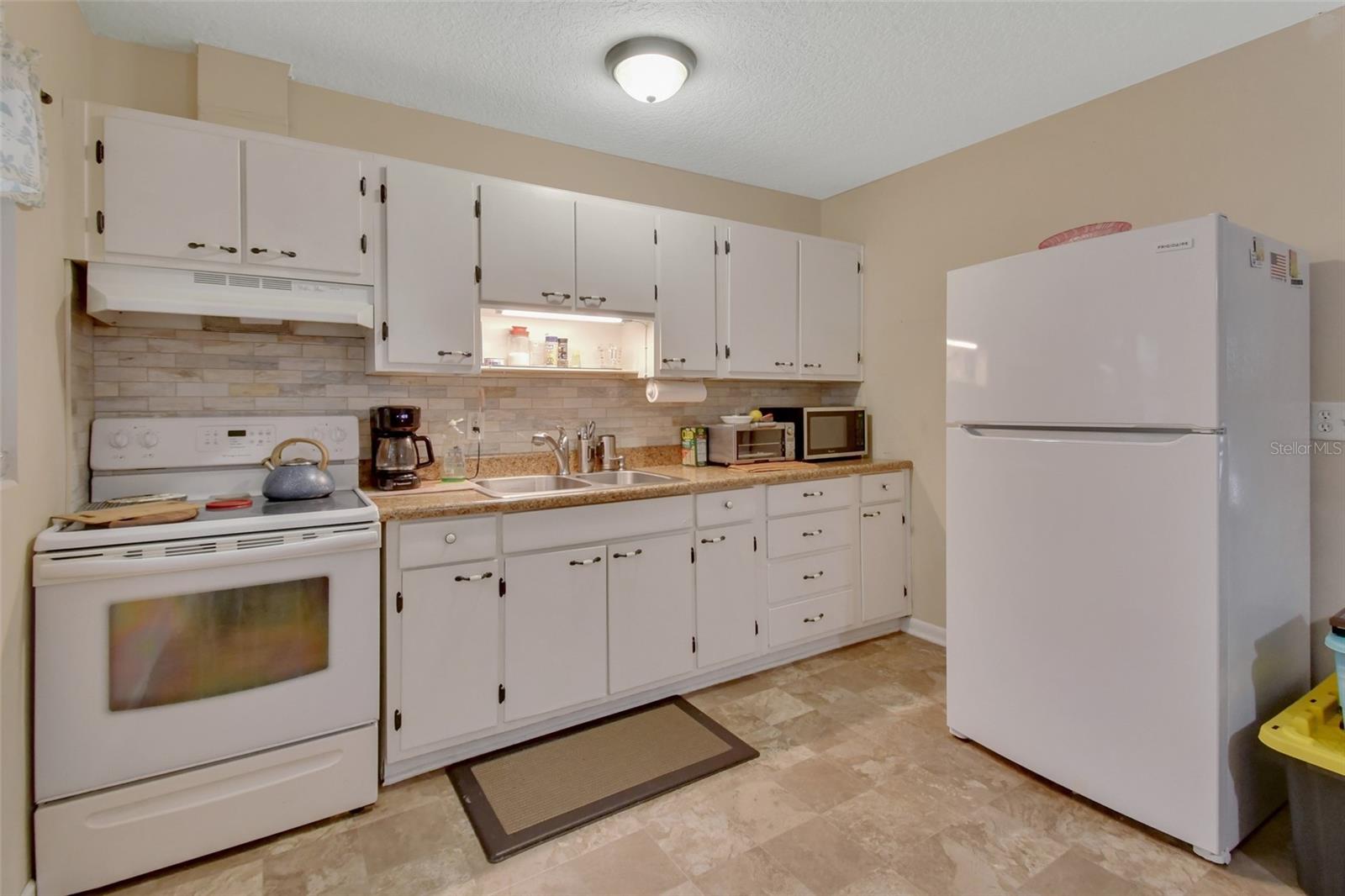 307 S RIDGEWOOD AVE, DELAND, FL, 32720