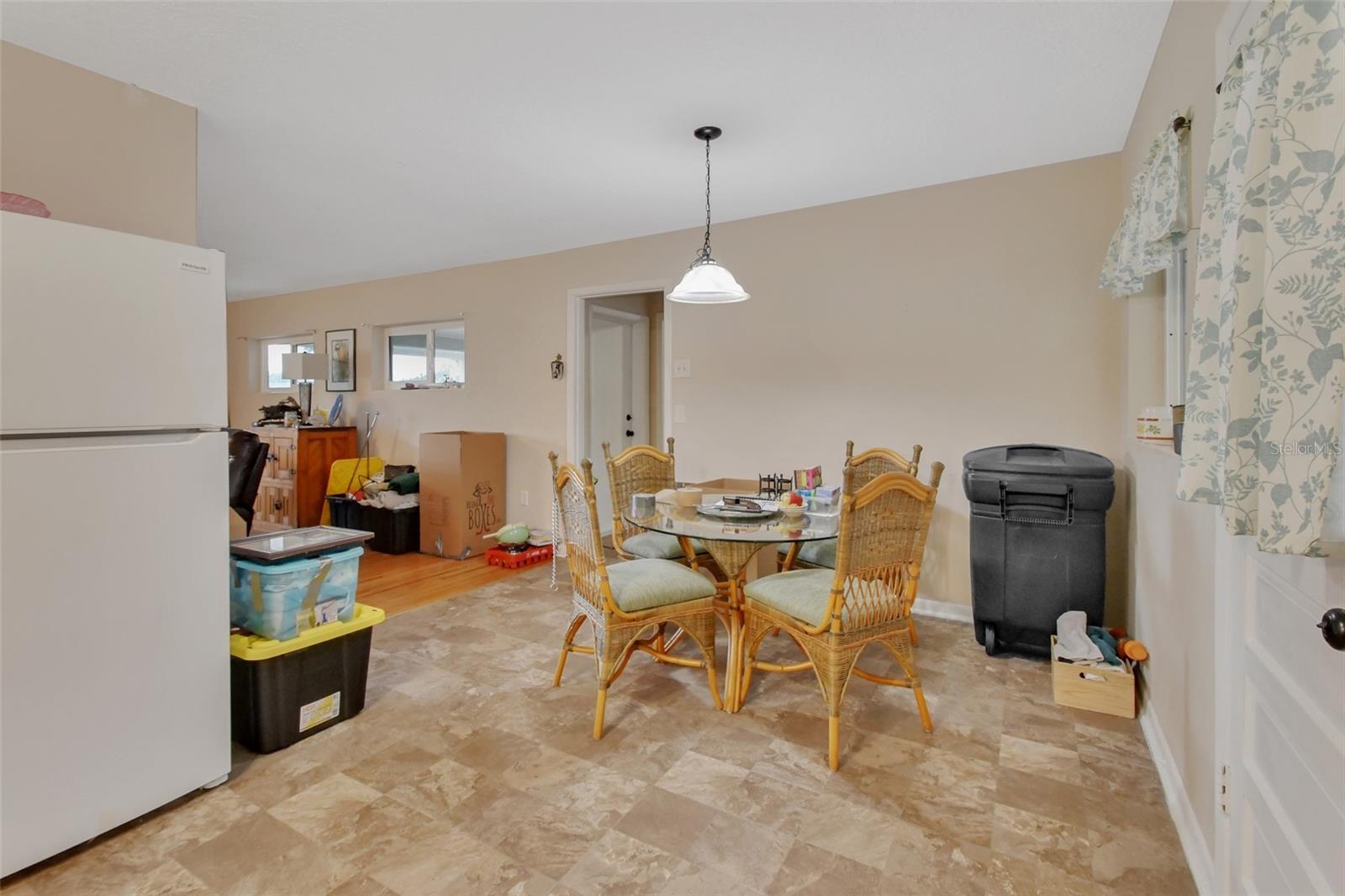 307 S RIDGEWOOD AVE, DELAND, FL, 32720
