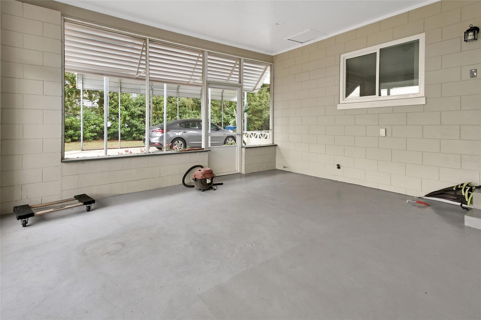 307 S RIDGEWOOD AVE, DELAND, FL, 32720