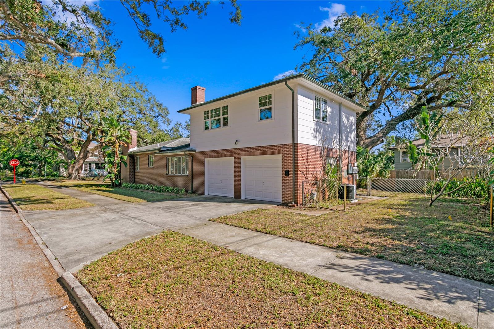 930 15TH AVE N, ST PETERSBURG, FL, 33704