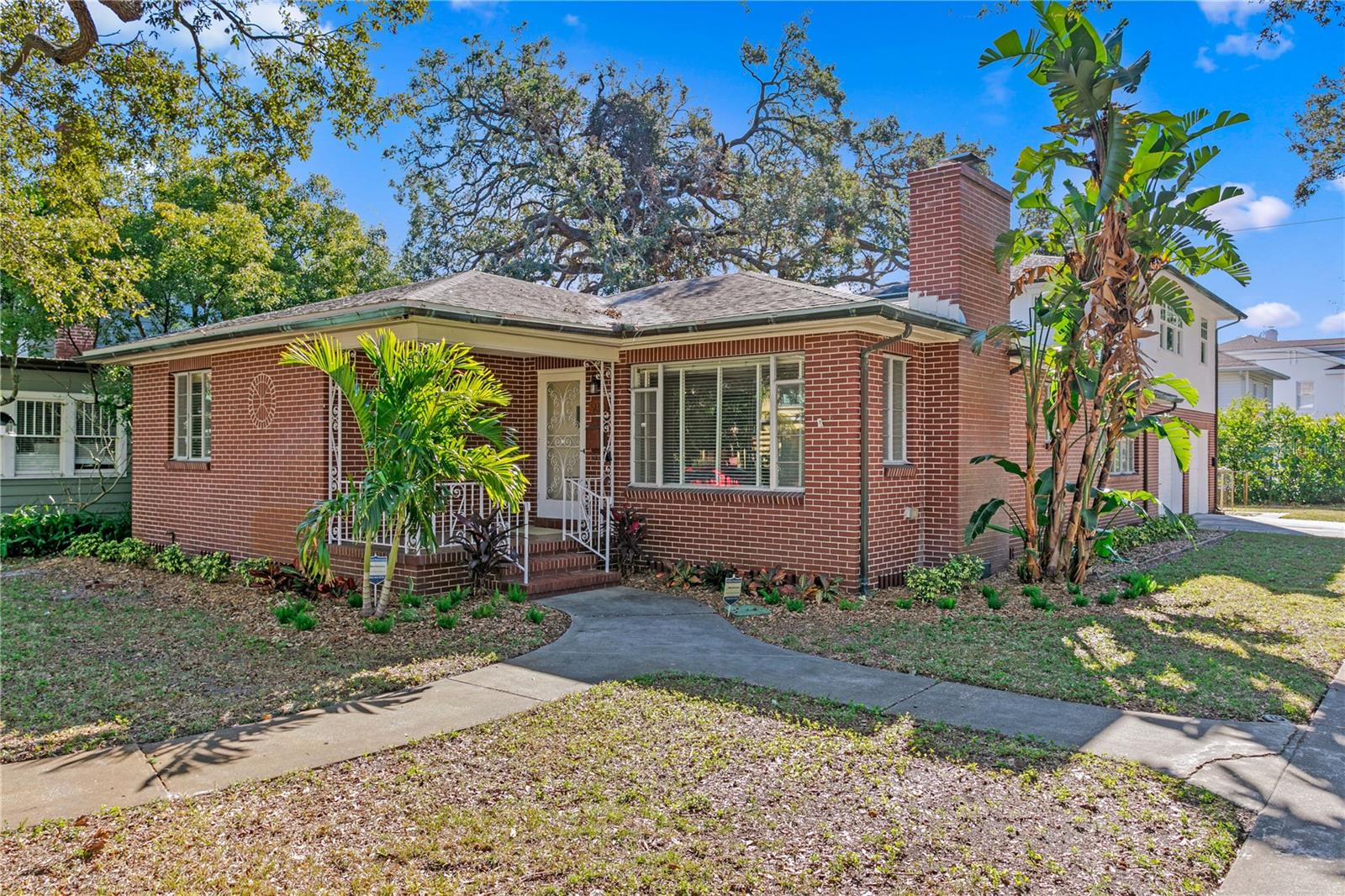 930 15TH AVE N, ST PETERSBURG, FL, 33704