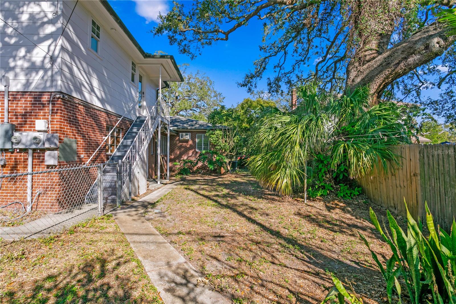 930 15TH AVE N, ST PETERSBURG, FL, 33704