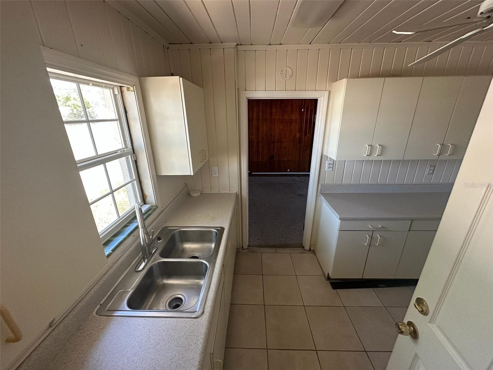 120 E CRYSTAL LAKE AVE, LAKE MARY, FL, 32746