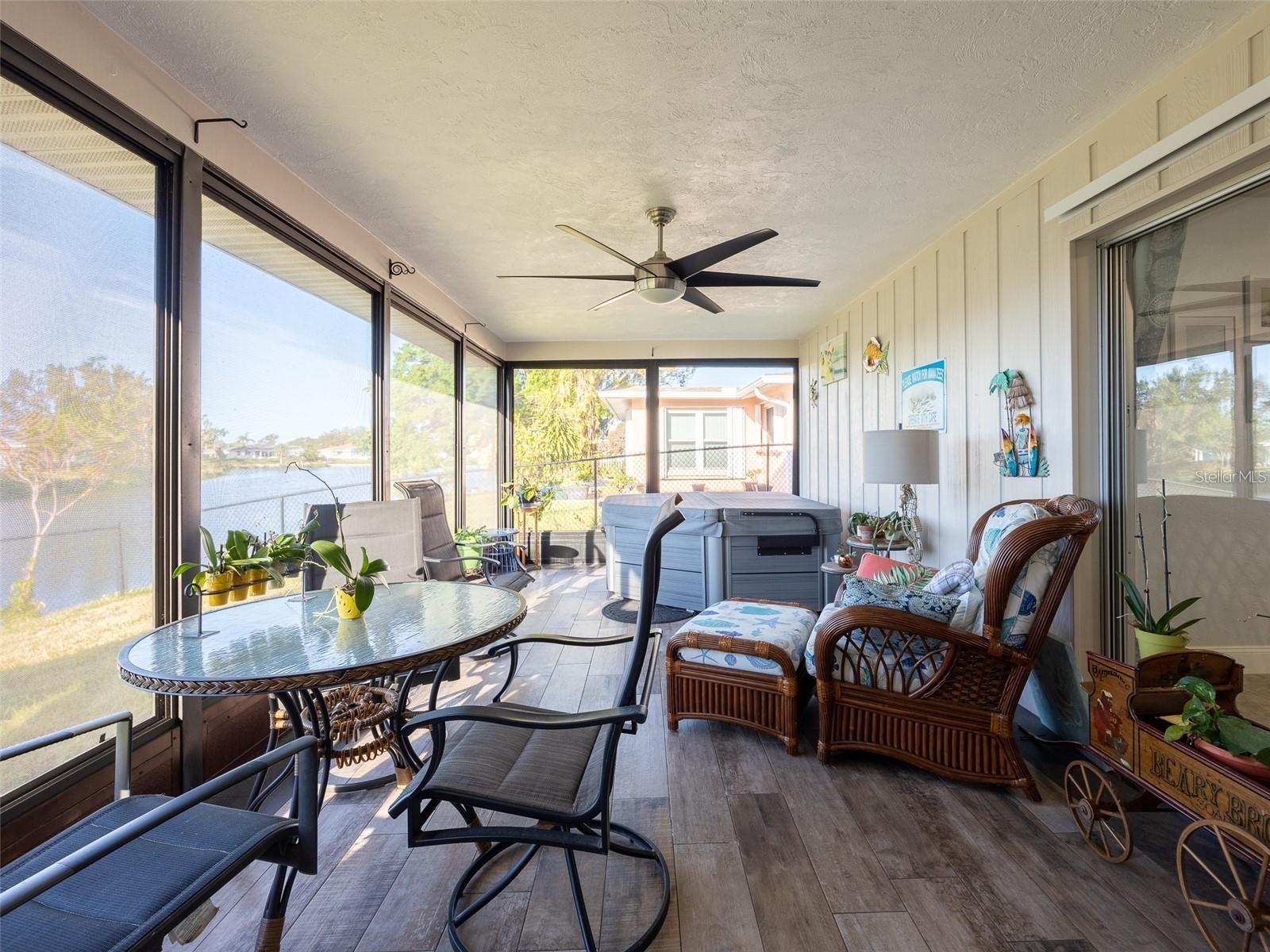 1290 CAMBRIDGE DR, VENICE, FL, 34293
