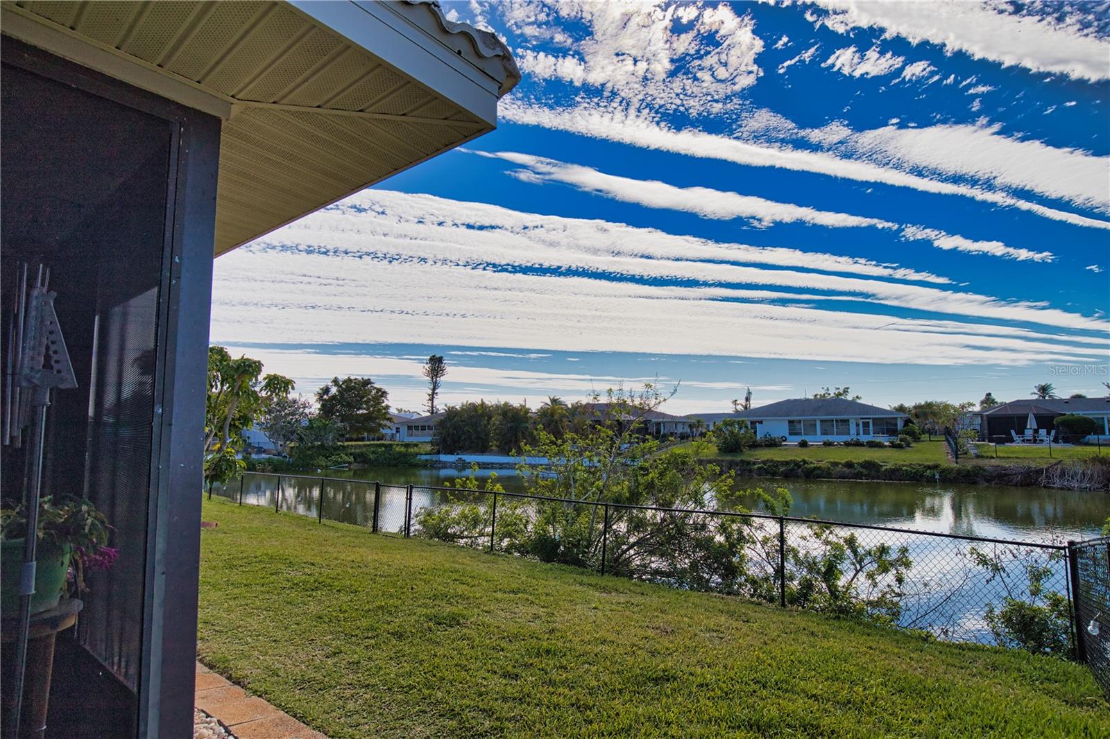 1290 CAMBRIDGE DR, VENICE, FL, 34293