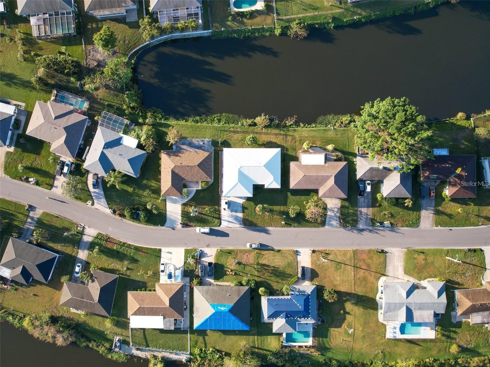 1290 CAMBRIDGE DR, VENICE, FL, 34293