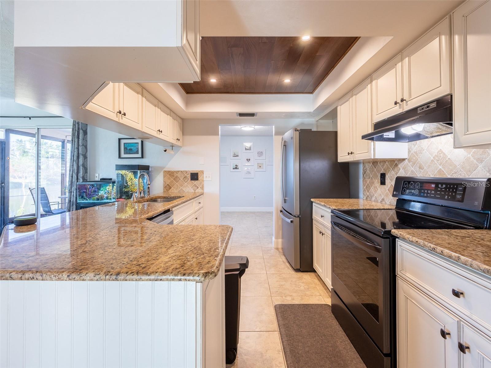 1290 CAMBRIDGE DR, VENICE, FL, 34293