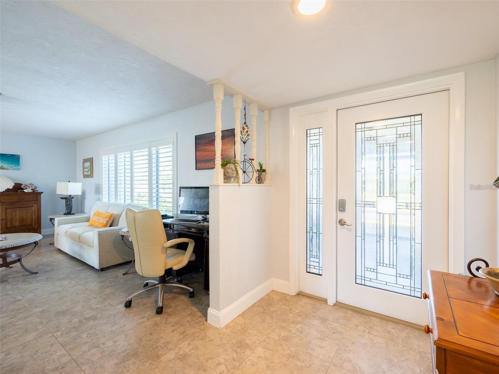 1290 CAMBRIDGE DR, VENICE, FL, 34293