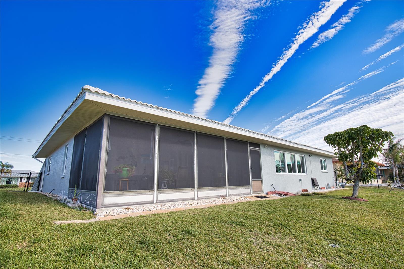 1290 CAMBRIDGE DR, VENICE, FL, 34293