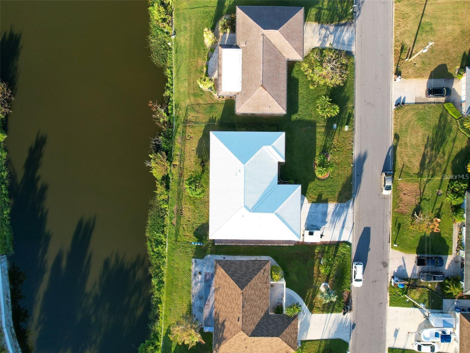 1290 CAMBRIDGE DR, VENICE, FL, 34293