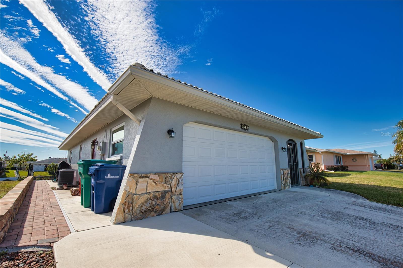 1290 CAMBRIDGE DR, VENICE, FL, 34293