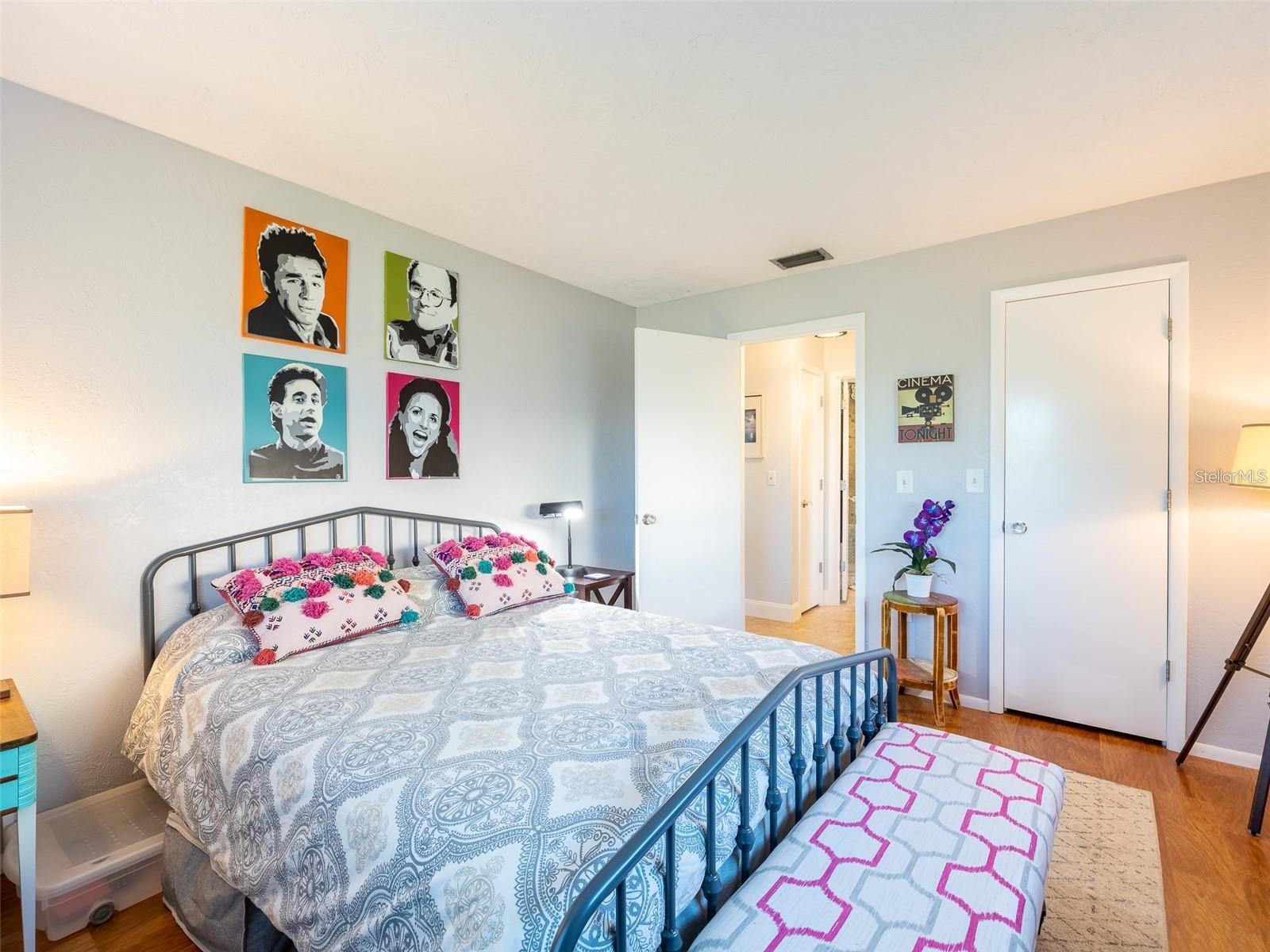 1290 CAMBRIDGE DR, VENICE, FL, 34293