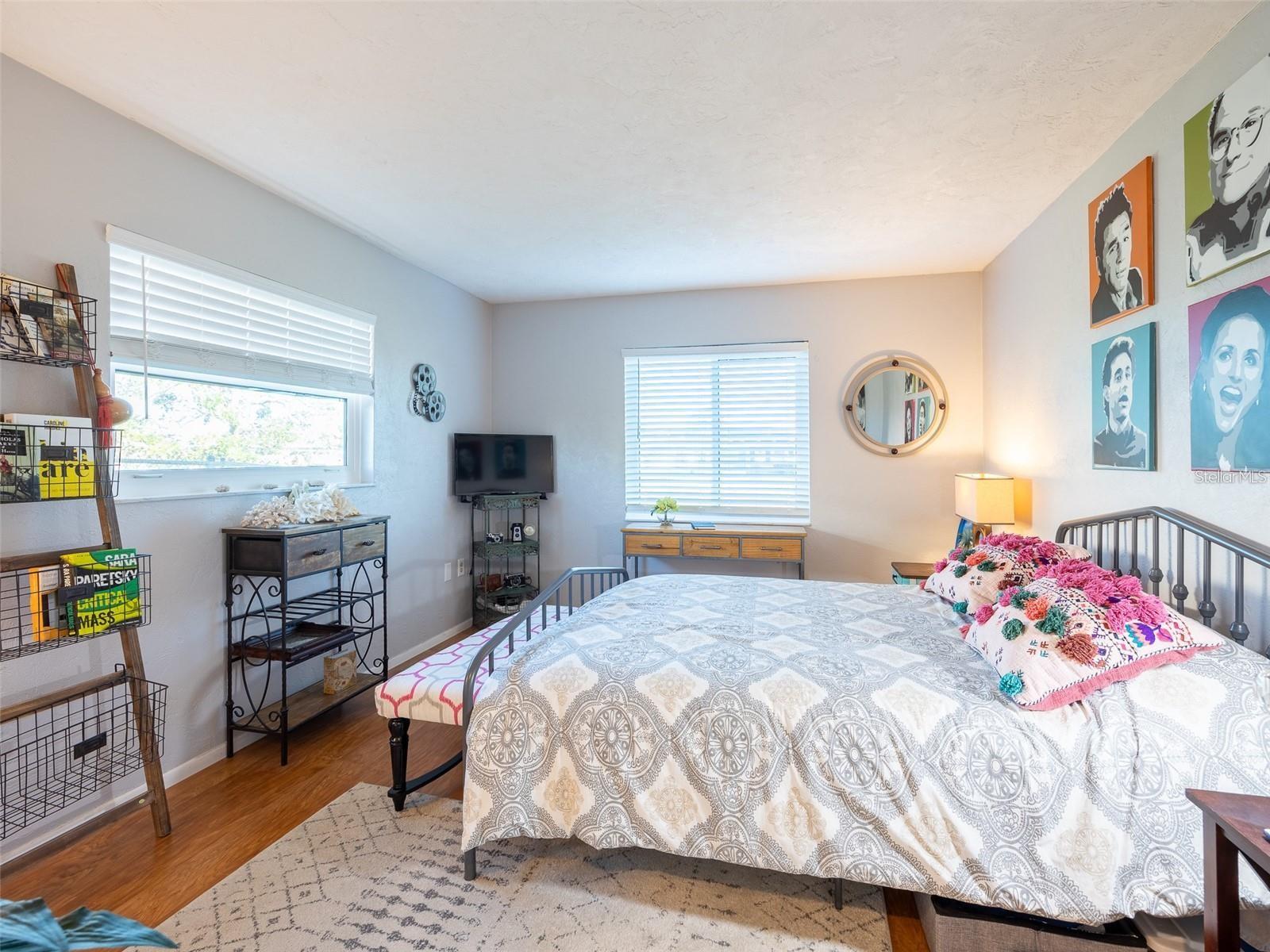 1290 CAMBRIDGE DR, VENICE, FL, 34293