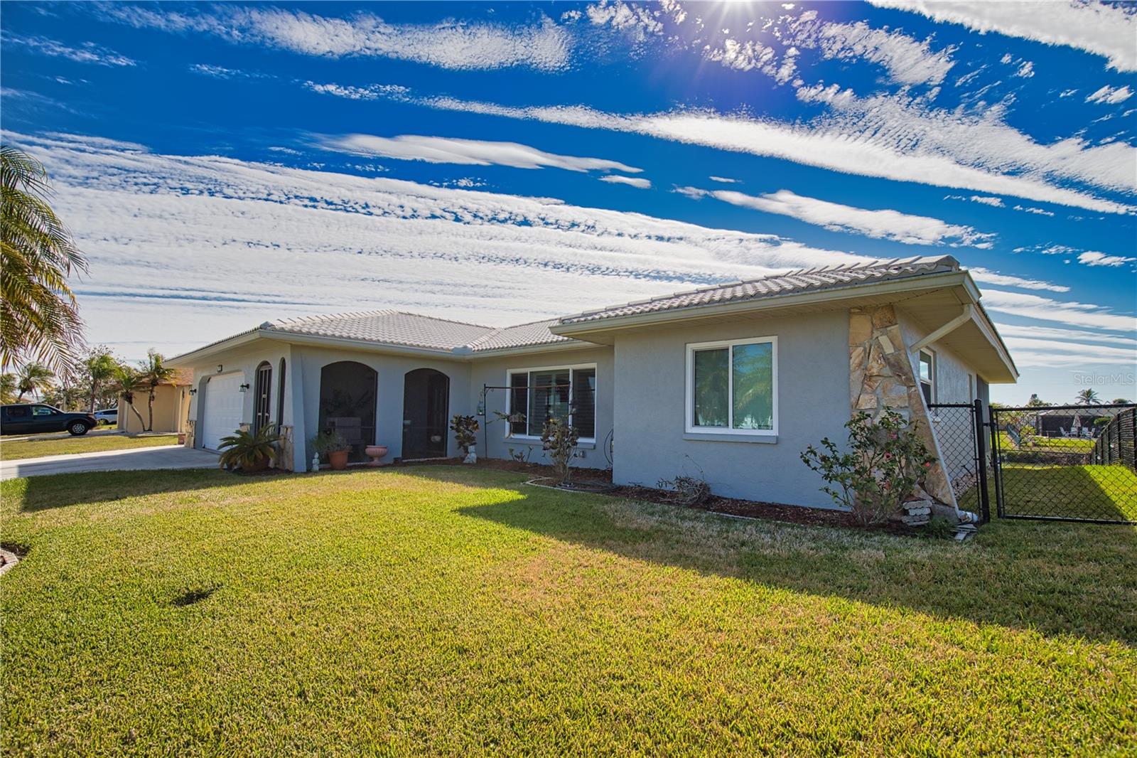 1290 CAMBRIDGE DR, VENICE, FL, 34293