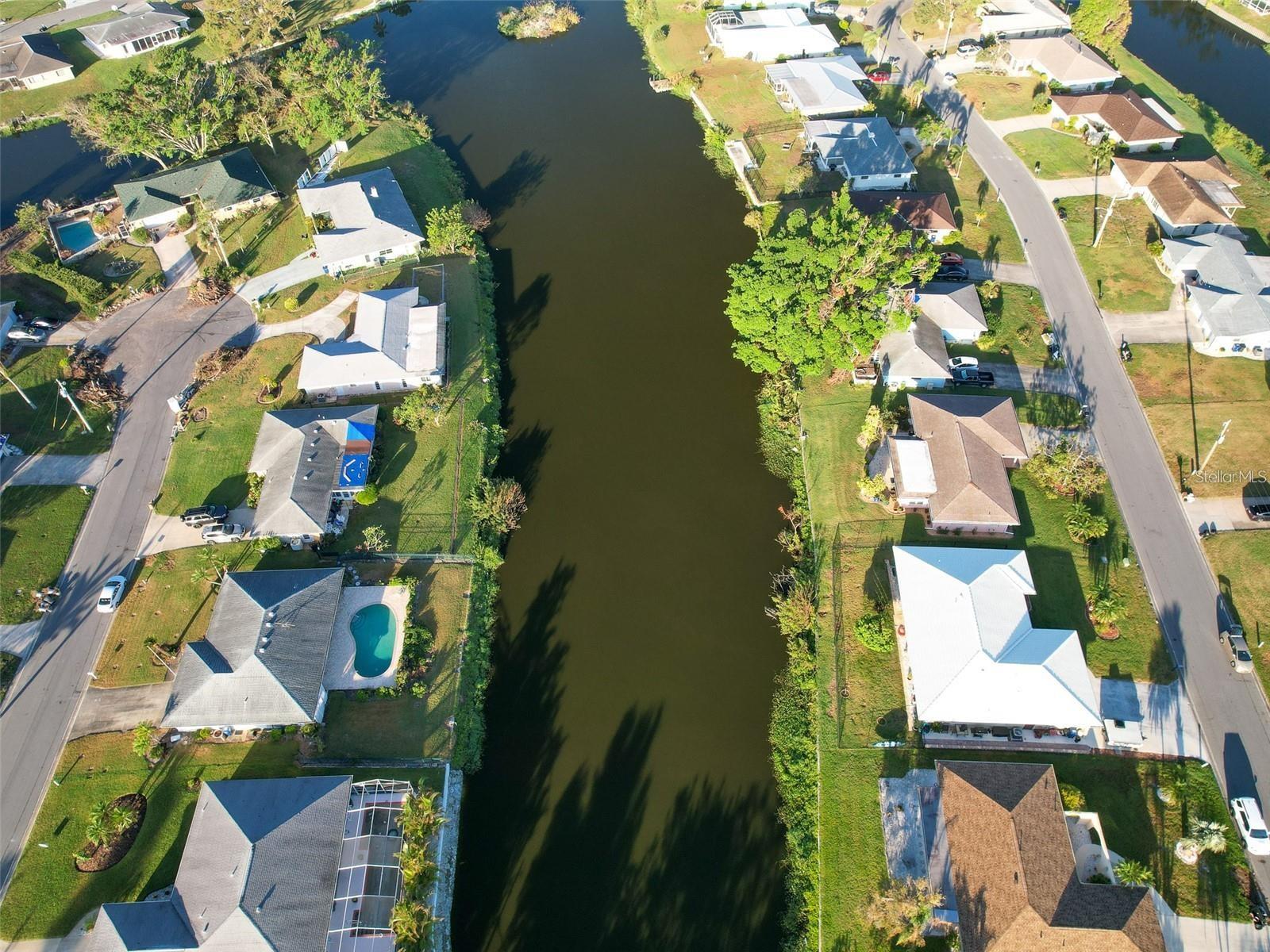 1290 CAMBRIDGE DR, VENICE, FL, 34293