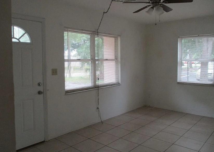 263 85TH AVE N, ST PETERSBURG, FL, 33702