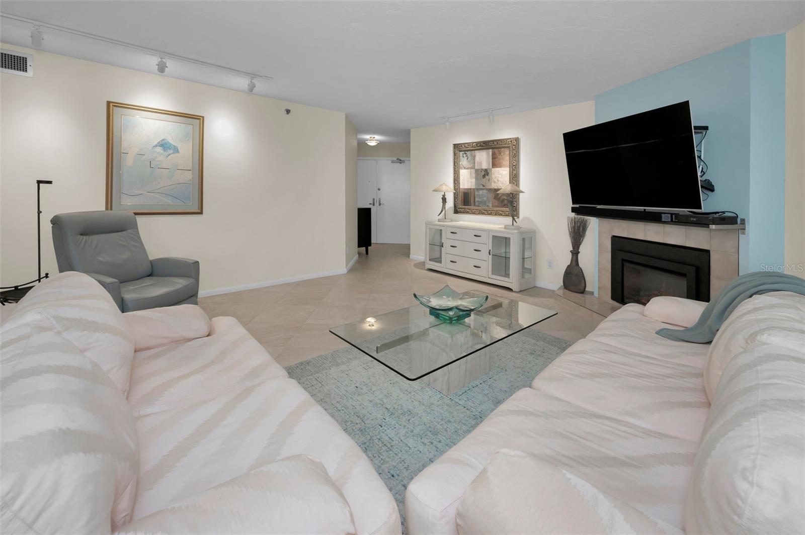 1600 GULF BLVD #417, CLEARWATER BEACH, FL, 33767