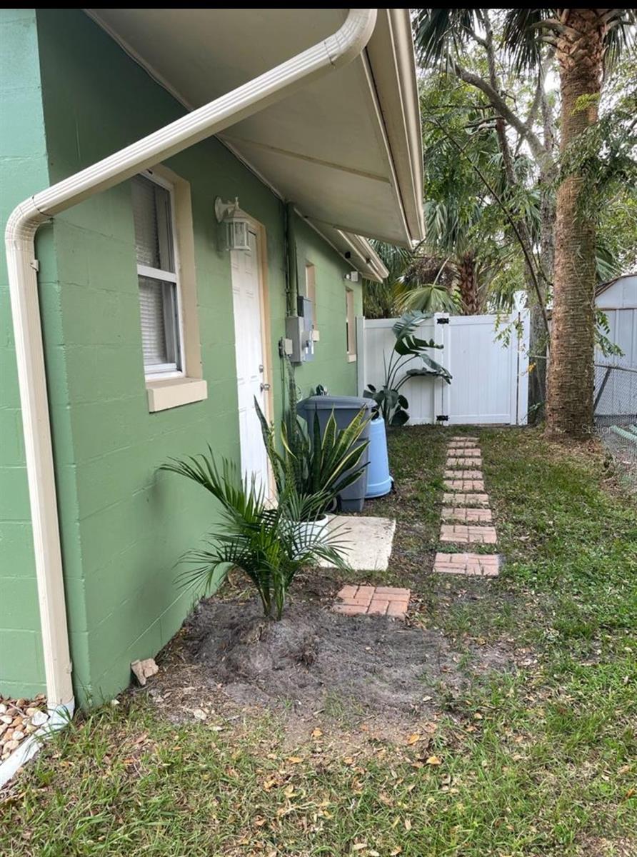1808 S MULBERRY AVE, SANFORD, FL, 32771