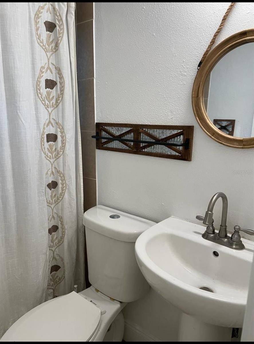 1808 S MULBERRY AVE, SANFORD, FL, 32771