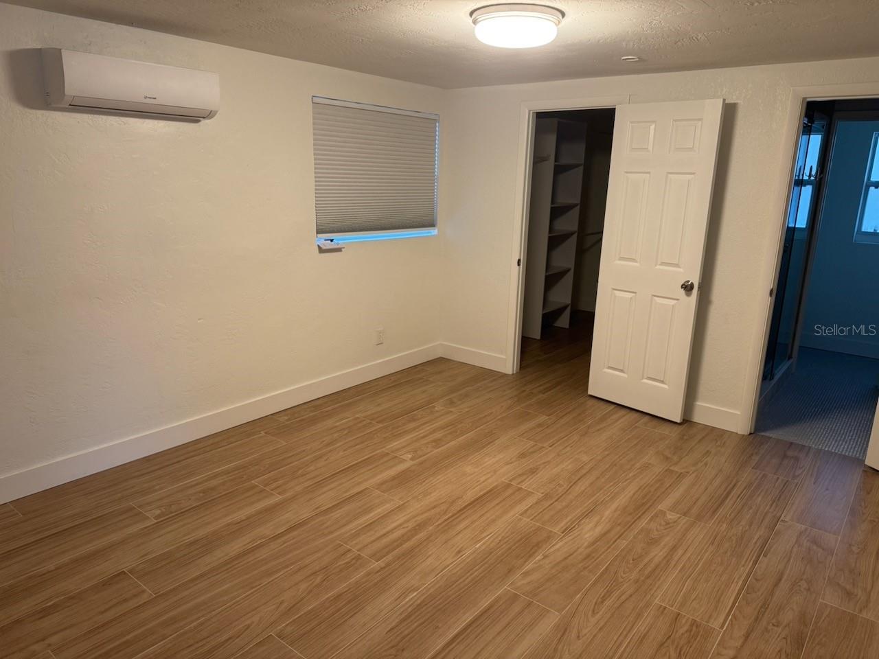 224 42ND AVE NE, ST PETERSBURG, FL, 33703
