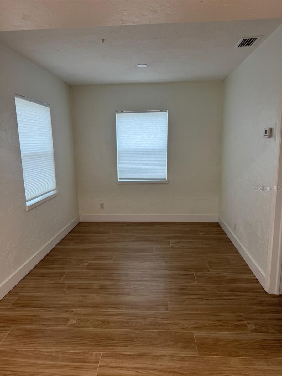 224 42ND AVE NE, ST PETERSBURG, FL, 33703