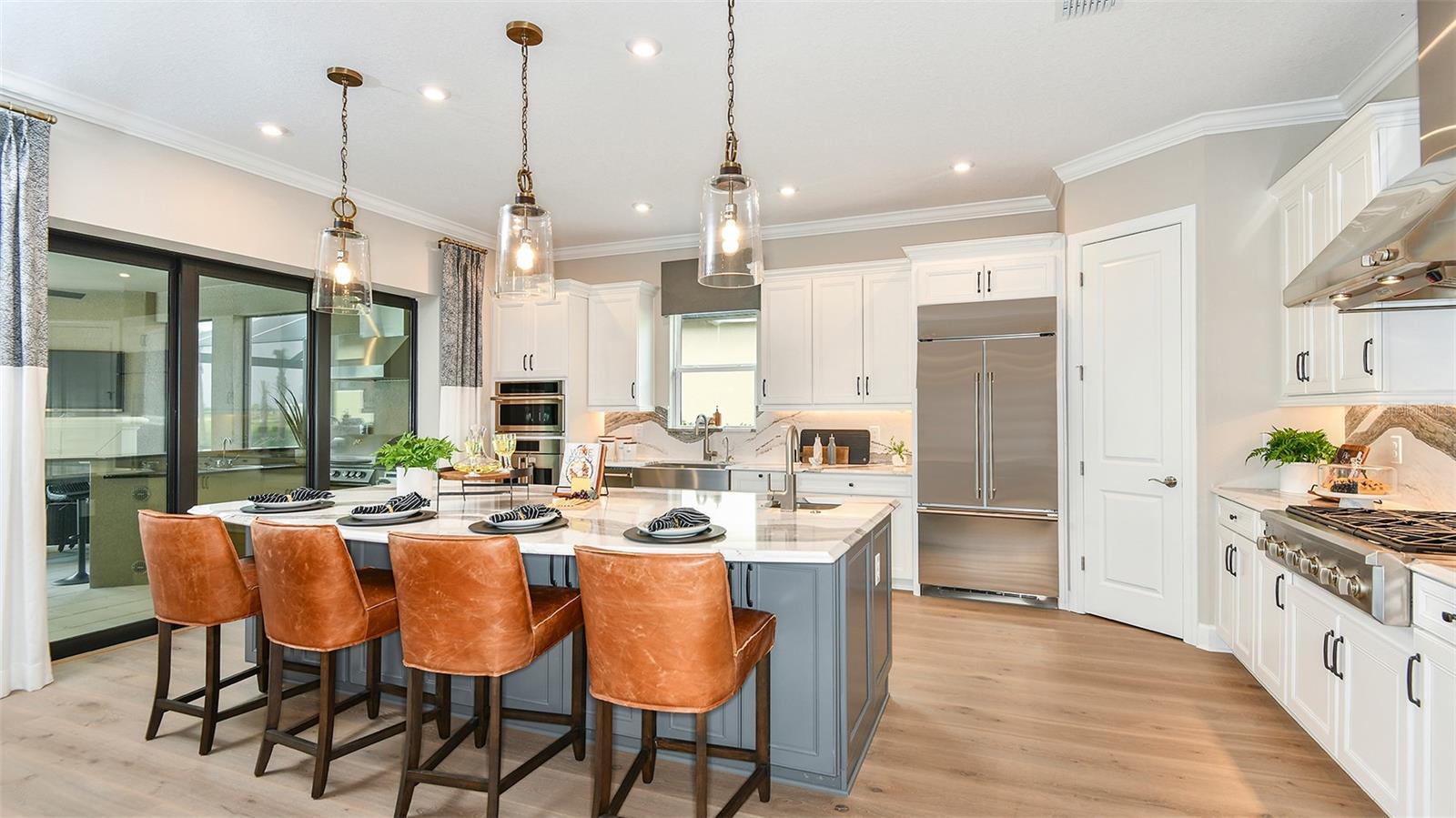 8144 MOONBEAM AVE, SARASOTA, FL, 34241