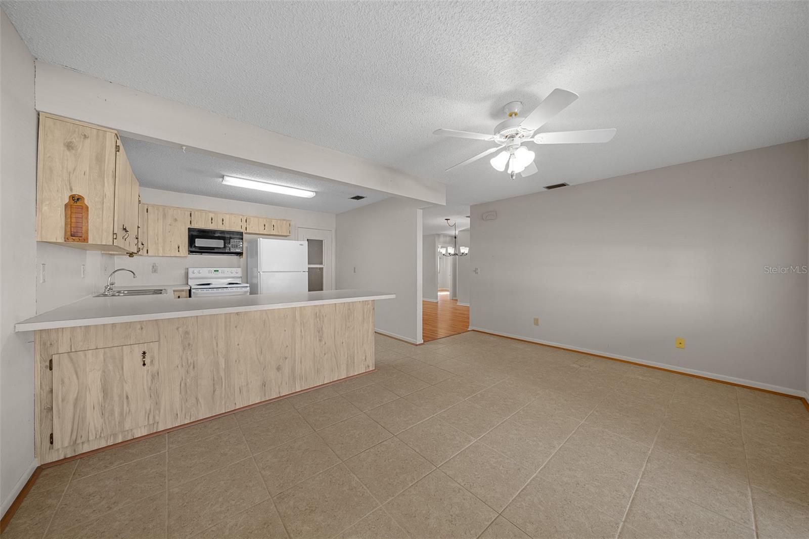 8677 SW 95TH LN #C, OCALA, FL, 34481