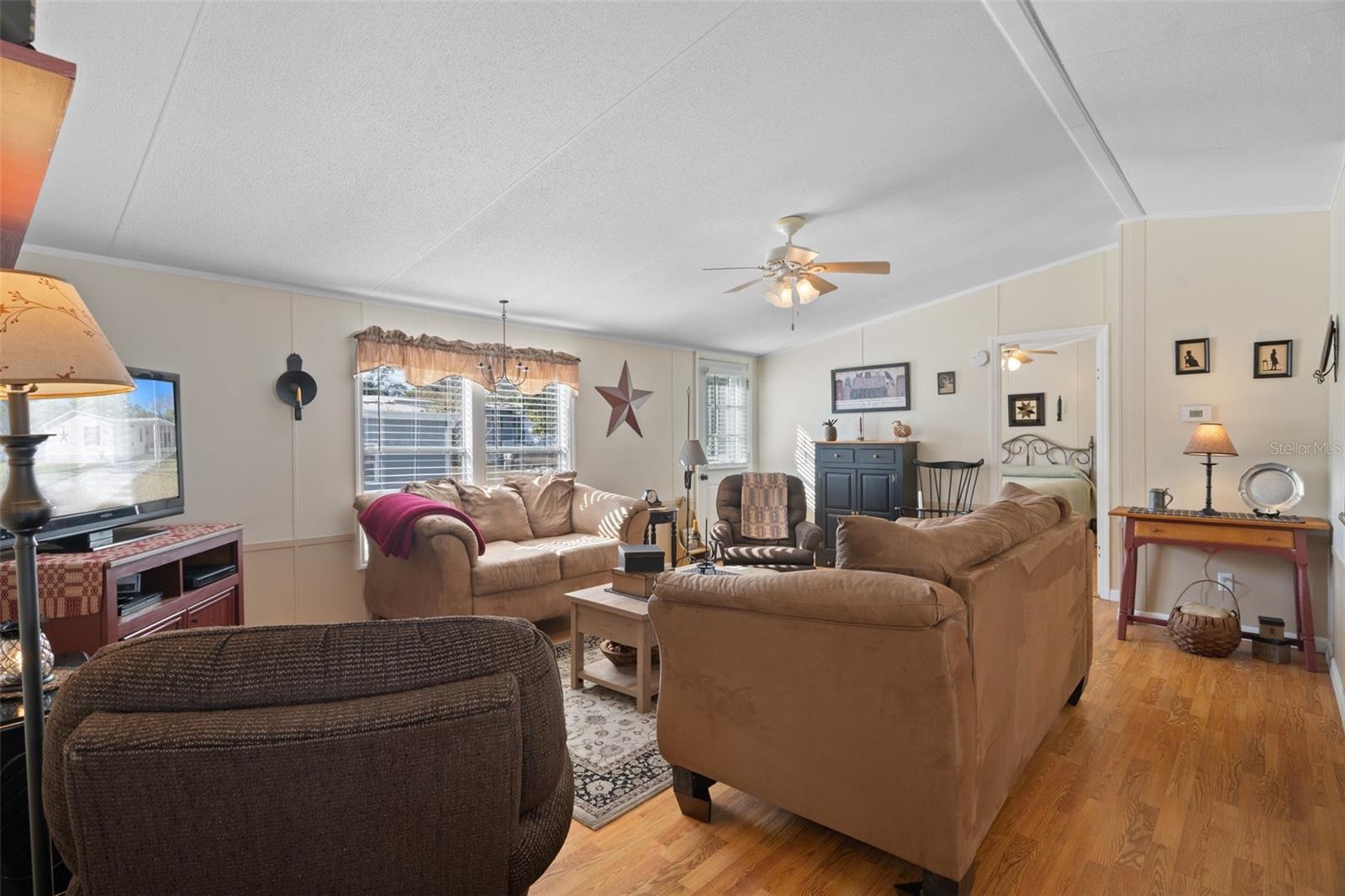 8113 WESTERN CIRCLE DR, BROOKSVILLE, FL, 34613